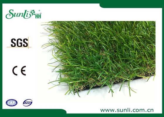 Grünes künstliches Gras-im Freien einfacher Installations-Fälschungs-Gras-Teppich