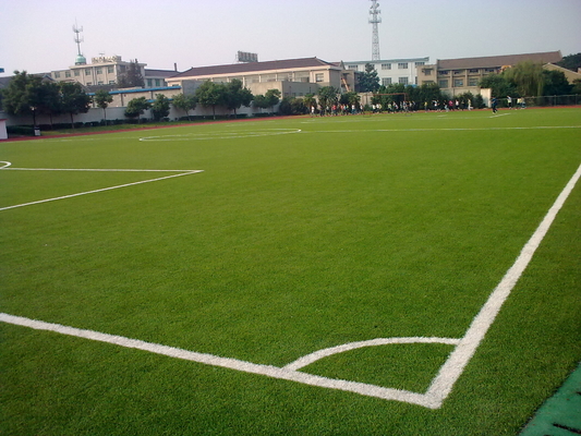 Umweltfreundlicher Fußball-künstlicher Gras-Rasen 25mm, grünes PET 9000dtex